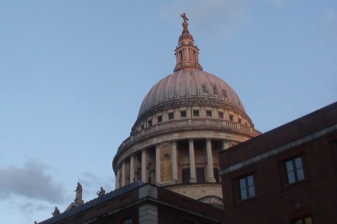 The Fading Light London Ghost Walk - Why this London ghost walk works so well at 7:30 pm