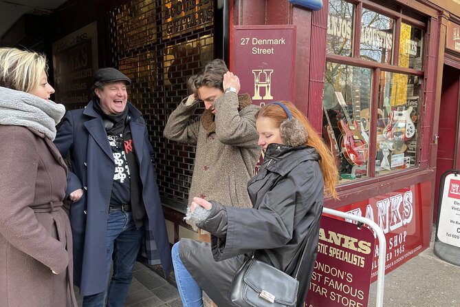 The Great British Rock and Roll Walking Tour - Small group size: why it feels easier than big tours