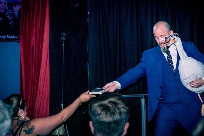 The House Magicians' Comedy Magic Show at Smoke & Mirrors in Bristol (Sat 7pm) - Timing and arrival: plan for a smooth seat-in routine