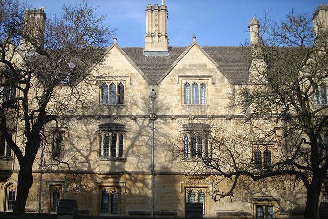 The Inklings Oxford Writers Tour - Private Groups Daily - St Mary the Virgin: going inside for Lewis preaching and Narnia references outside