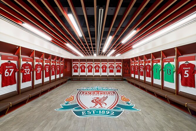 The LFC Stadium Tour - How the audio headset and guides work together