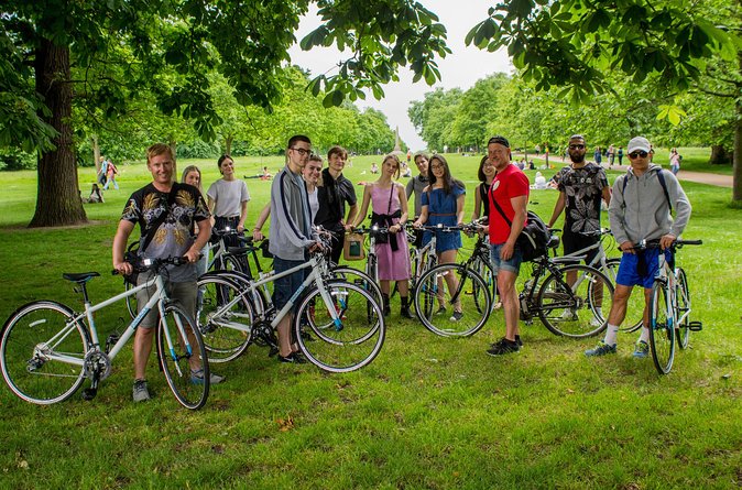 The London Landmarks. 3.5 hour Morning tour - The ride from Kensington Palace to Trafalgar Square