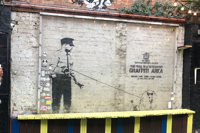 The Original London Street Art Tour - Stop 1: Old Spitalfields Market and the Brushfield Street warm-up