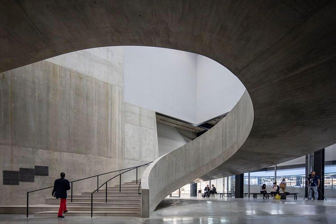 The Tate Modern London - Exclusive Guided Museum Tour - Price and value: what $107.74 buys you in real terms