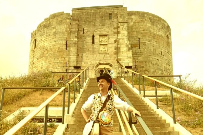 Time Traveller's Walking Tour of York - Morning Tour - Clifford’s Tower: Norman York and the rebellions that led north