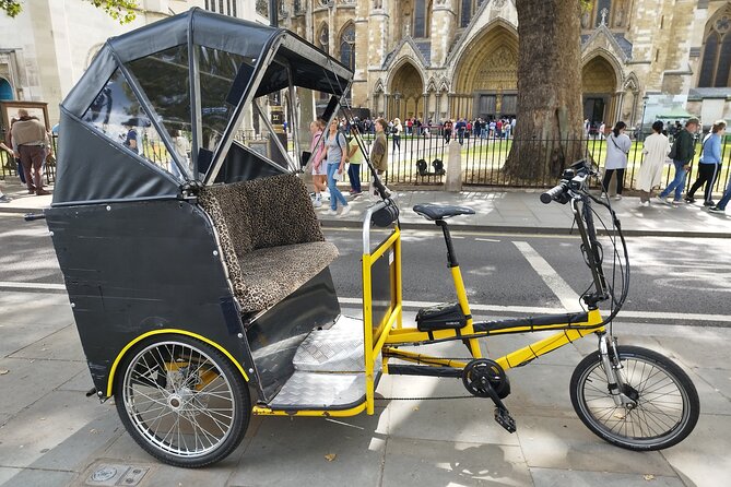 Touching Distance LONDON Rickshaw/Pedicab Private Tour - Why a private pedicab beats hop-on buses for first-time London days