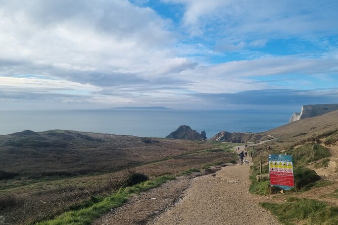 Tour of East Dorset-Durdle Door, Corfe Castle, Lulworth & more. - Key highlights to pay attention to