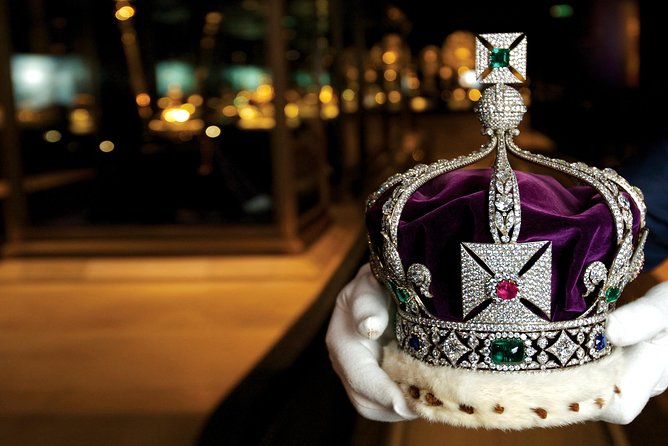 Tower of London and Crown Jewels Exhibition Ticket - What you get for your money at the Tower