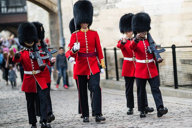 Tower of London and Crown Jewels Exhibition Ticket - The Yeoman Warder tour: your storyline through the fortress