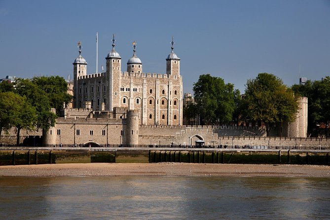 Tower of London and Crown Jewels Exhibition Ticket - Crown Jewels: the ultimate symbol, up close
