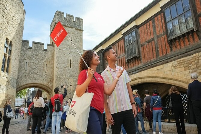Tower of London Guided Tour with Beefeater Meet & Crown Jewels - Tower of London walking tour: the story behind Tower Green, the Bloody Tower, and Traitor’s Gate