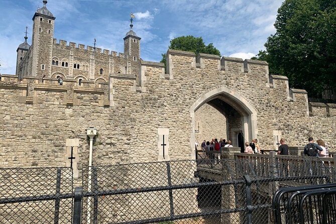Tower of London: Opening Ceremony & Early Crown Jewels Access - Why the Tower of London opening time feels different