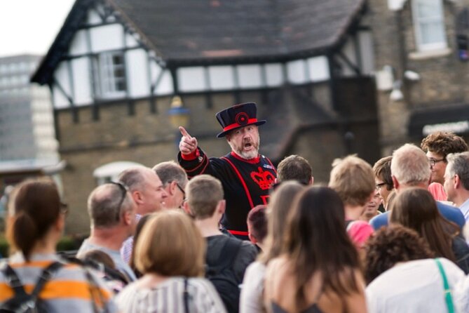 Tower of London: Opening Ceremony & Early Crown Jewels Access - Touring before the public: the Opening Ceremony moment