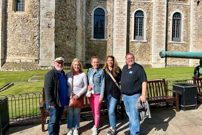 Tower of London Private Tour for Families and Friends - The Wall Walk and Tower views: a calmer pace with great payoff