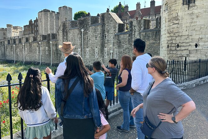 Tower of London Private Tour with Blue Badge Guide - Royal Mint, Tower Green, and Royal Menagerie: where stories shift gears