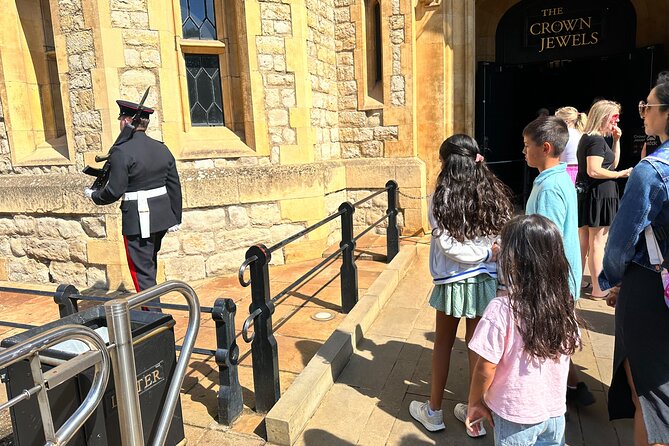 Tower of London Private Tour with Blue Badge Guide - Getting there, meeting point, and how 3 hours usually feels