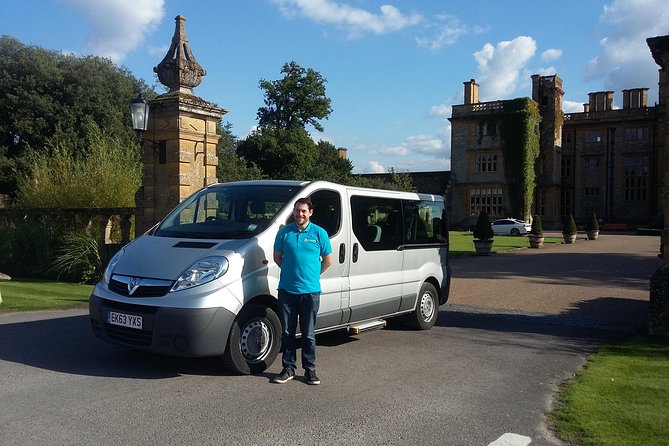 Transfer from Southampton to Heathrow via Stonehenge and Windsor - Stonehenge guide style: what you are paying for