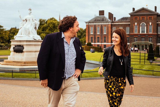 Treasures of London: The Royal Family Private Tour - A private royal walk that keeps the spotlight on you