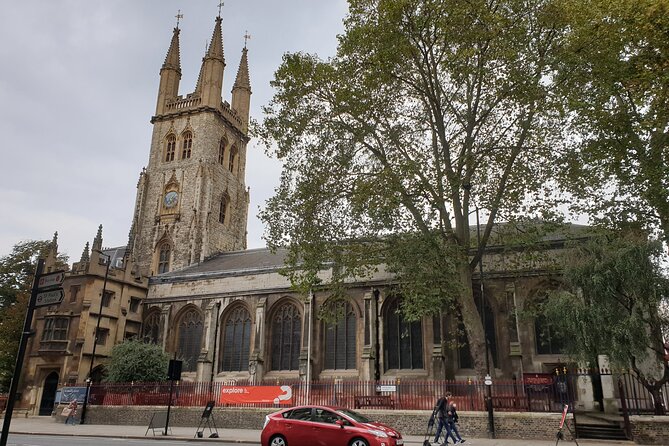 Turmoil, Templars & Oliver Twist London's Squalor and Splendour - Silver Vaults, Staple Inn, and the practical corners of legal London