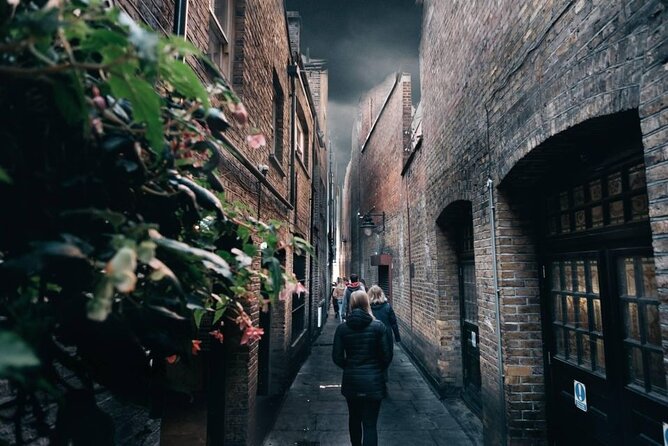 Ultimate Guided Tour of London - Mayfair first: Georgian streets, luxury storefronts, and quick context