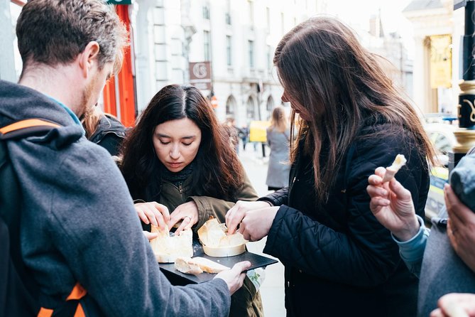Ultimate London Cheese Crawl : Guided Food Tour - Mayfair, Soho, and Little Italy Flavor: How the Route Works