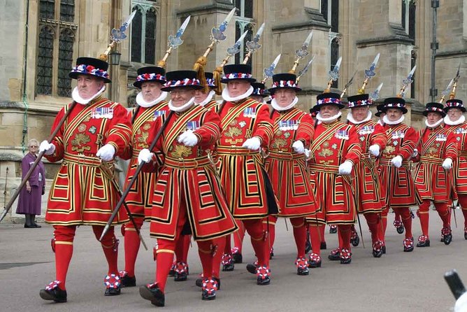 VIP Early Access: Opening Ceremony Tower of London & Bridge Entry - Opening Ceremony at the Tower of London: Duty Yeoman Warder in focus