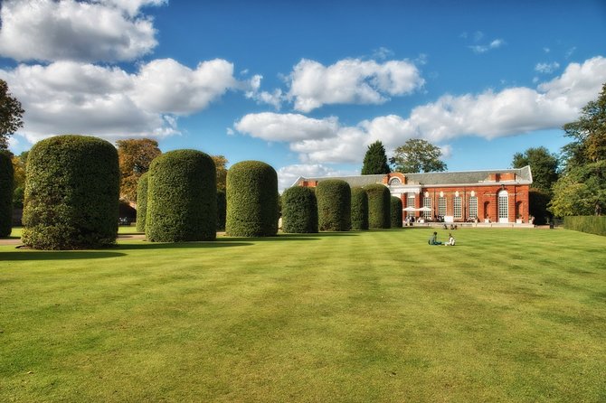 VIP Kensington Palace Gardens Tour & Royal Tea Crown Experience - Should you book the VIP Kensington Palace Gardens Tour and Royal Tea?