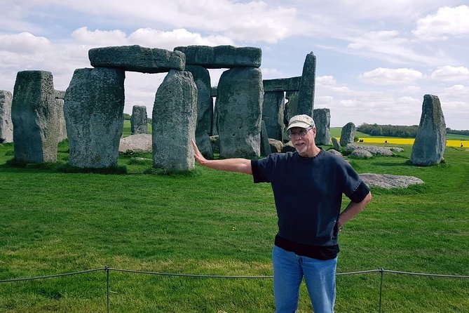 Visit Bath And Stonehenge: Private Black Cab Day Trip from London - Morning logistics: 8:00 am start and an easy meeting point