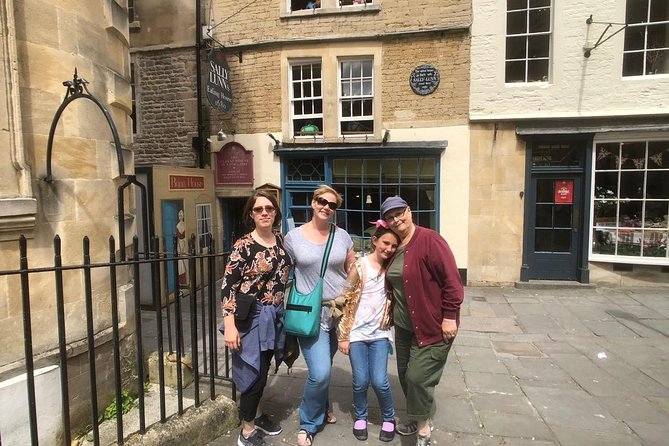 Visit Bath And Stonehenge: Private Black Cab Day Trip from London - Stop 1: Stonehenge with a guided plan and real time to look