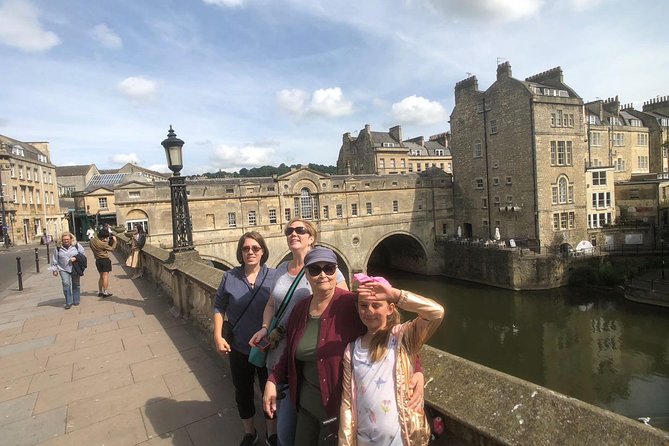 Visit Bath And Stonehenge: Private Black Cab Day Trip from London - Stop 2: Amesbury and the English Heritage Centre break