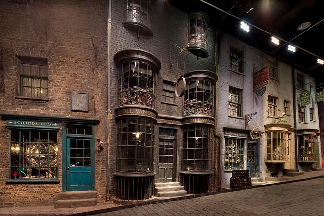 Warner Bros. Studio Tour London - The Making of Harry Potter and Oxford Day Trip - What You Actually See (Beyond the Big Names)