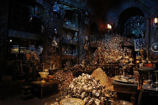 Warner Bros. Studio Tour with Transportation from London - Props, Costumes, and How the Magic Was Made