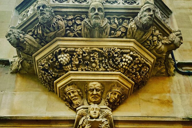 Welcome to Oxford: 2hr private Oxford walking tour - Stop 3: Sheldonian Theatre and the University’s ceremonial face