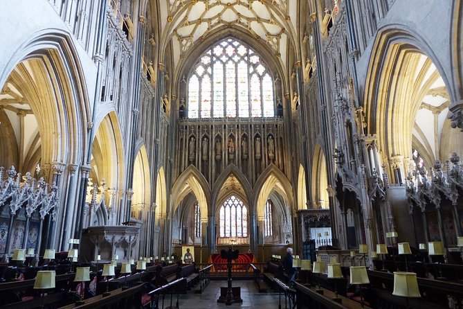 Wells, Cheddar Cheese and Cheddar Gorge - Private Day Trip from Bath - Cheddar for lunch: pub time and the birthplace story