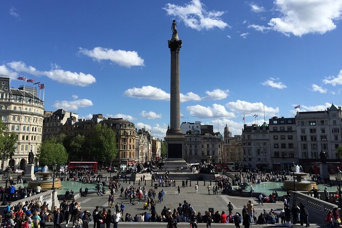Westminster Small Group Guided Tour with Changing of the Guard - A packed Westminster loop that still feels manageable