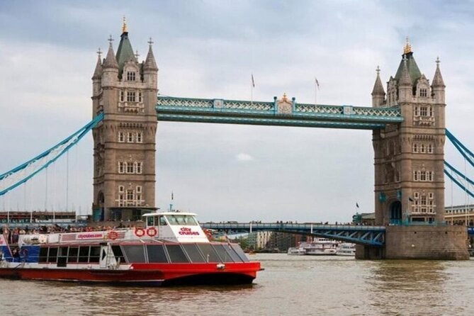 Westminster Walking Tour, River Cruise & Tower of London Entry - Thames River cruise: how to use 2 hours without zoning out