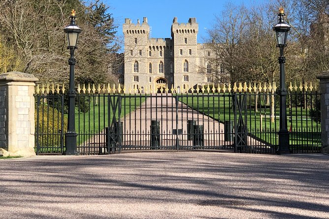 Windsor Castle and Stonehenge Private Car with Driver Guide - Timing the 11 Hours: A Day Plan That Feels Like Travel, Not Transit