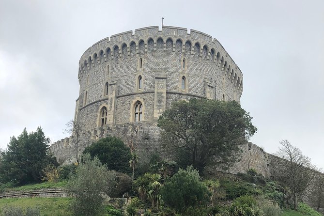 Windsor Castle and Stonehenge Private Car with Driver Guide - Who Should Book This Private Windsor and Stonehenge Car Tour