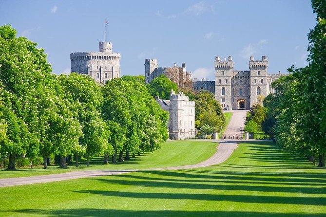 Windsor Castle Private Tour in Executive Vehicle With Admission - Windsor Castle: timed freedom with audio and major royal sights