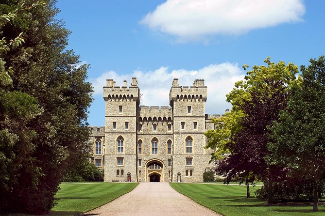 Windsor Castle, Stonehenge, and Oxford Day Trip from London - The Coach Day From 8:00 to Close: Comfort, Pacing, and Where Time Goes