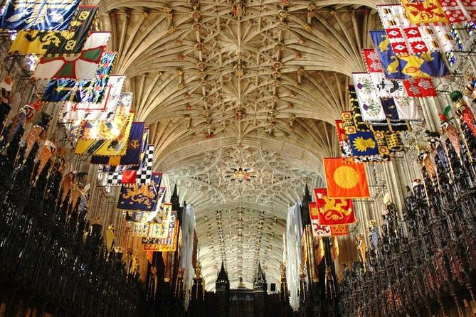 Windsor Castle, Stonehenge & Salisbury Cathedral Guided Tour - Coach comfort, real timing risks, and how to protect your day