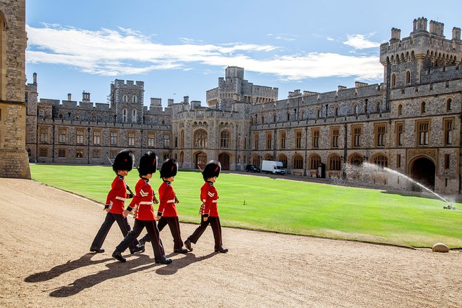 Windsor Castle Tour from London with Optional Lunch or London Eye - Inside Windsor Castle: State Apartments, royal tombs, and famous paintings