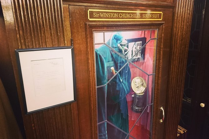 Winston Churchill's London and The Churchill War Rooms - A Private Tour. - 10 Downing Street, The Red Lion, and ending with a real bunker